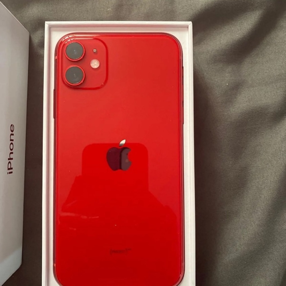 iPhone 11 product red